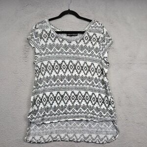 Almost Famous Top Womens L White Aztec Western Tribal Geometric Boho‎ Open Knit